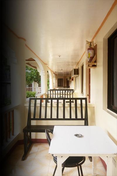 Alliyah'S Beach Resort Balabag  Exterior foto